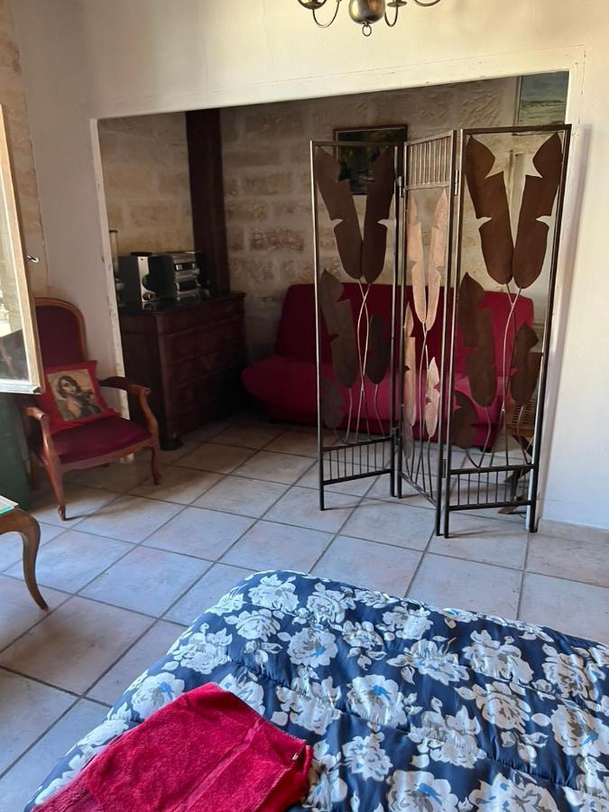 La Maison Sur La Place Эг-Морт Экстерьер фото